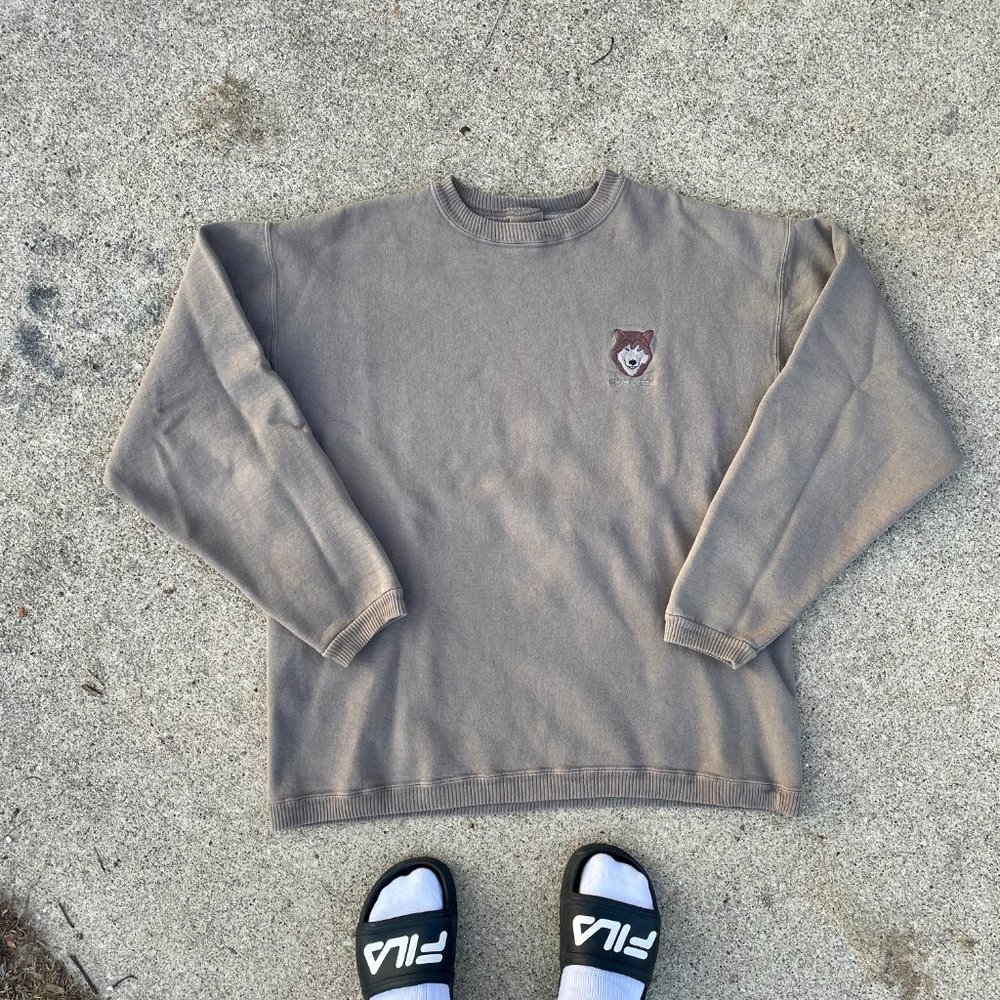 VTG One Planet Embroidered Endangered Wolf Tan Crewneck Sweatshirt sz L